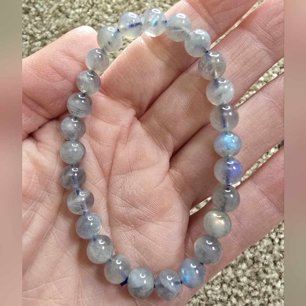 7.5mm Flashy Labradorite Bracelet